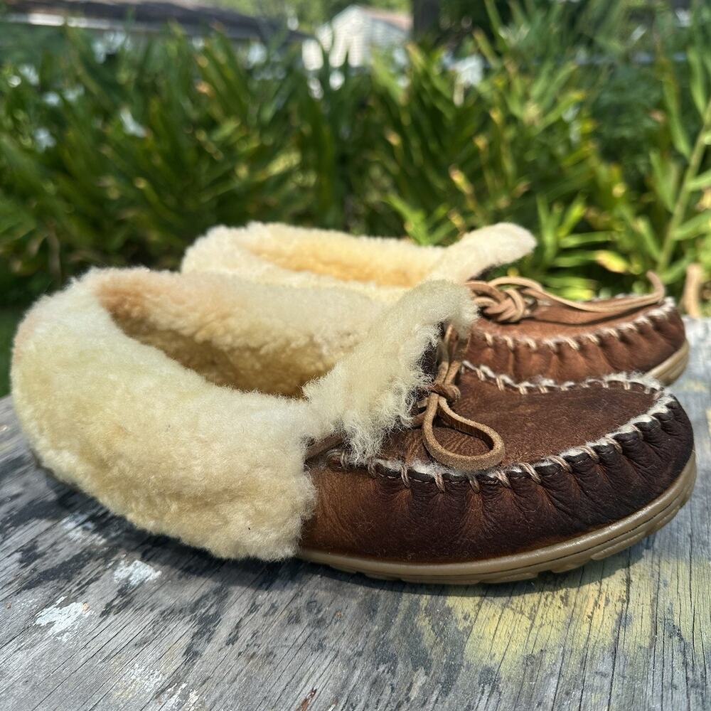 LL Bean Wicked Good Moccasin Slippers Women’s 10 Suede Shearling Lined Shoes - Picture 2 of 11